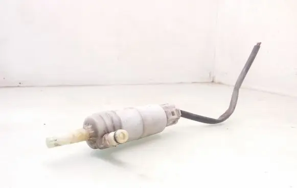 Mercedes-Benz CLS C219 Headlight washer pump 
