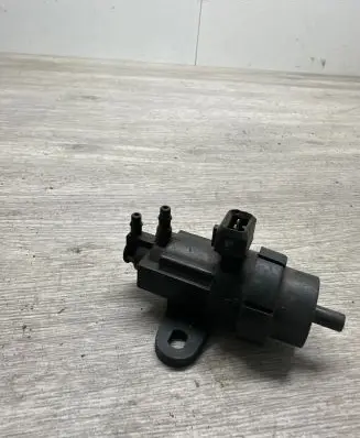 Ford Focus Vacuum valve 98AB9E882