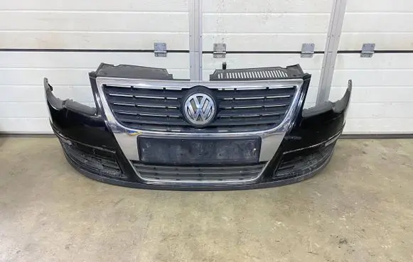 Volkswagen PASSAT B6 Front bumper 3C0807221
