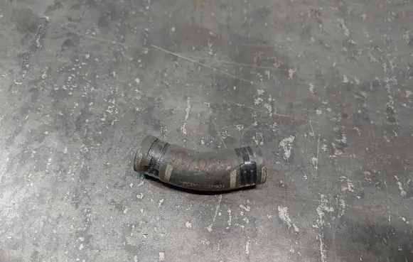 Audi A4 S4 B6 8E 8H Breather hose/pipe 06B103493D