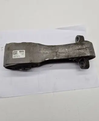 BMW X1 F48 F49 Engine mount bracket 6885788 6853466 22116885786