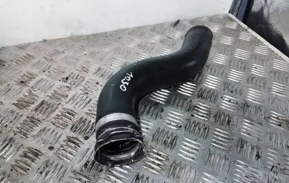 Toyota Corolla Verso AR10 Intercooler hose/pipe 2CMK060912