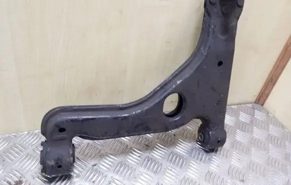 Opel Zafira B Front lower control arm/wishbone