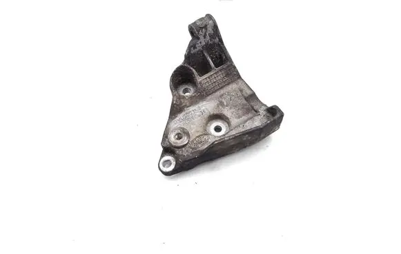 Land Rover Range Rover Sport L320 Power steering pump mounting bracket QVU500340