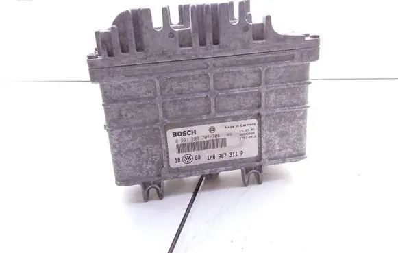Volkswagen PASSAT B3 Engine control unit/module 1H0907311P 0261203707