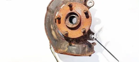 Toyota Auris 150 Front wheel hub 