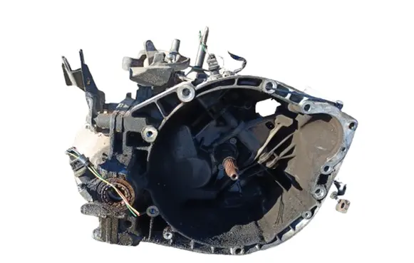 Manual 5 speed gearbox