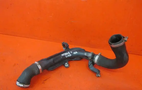 Skoda Octavia Mk2 (1Z) Intercooler hose/pipe 1K0145770AE 1K0145762HC