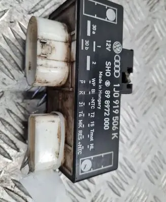 Coolant fan relay