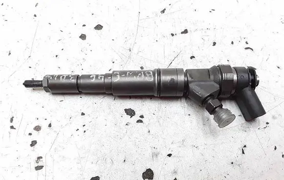 BMW 3 E46 Fuel injector 0986435084