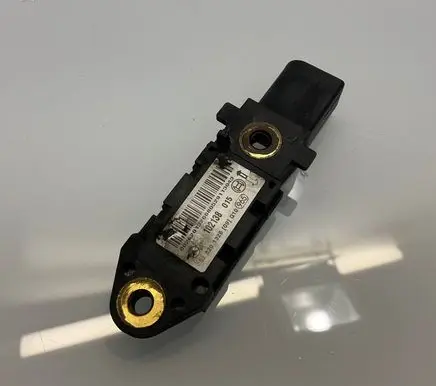 Mercedes-Benz E W211 Airbag deployment crash/impact sensor 0028201326 A0028201326