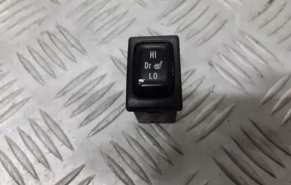 Suzuki Liana Seat heating relay 