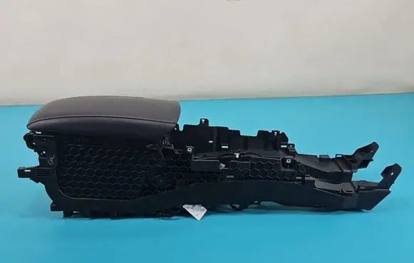 Ford Fusion II Armrest HS73-F018A58-A IMPRK1435547
