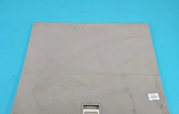 Trunk/boot floor carpet liner