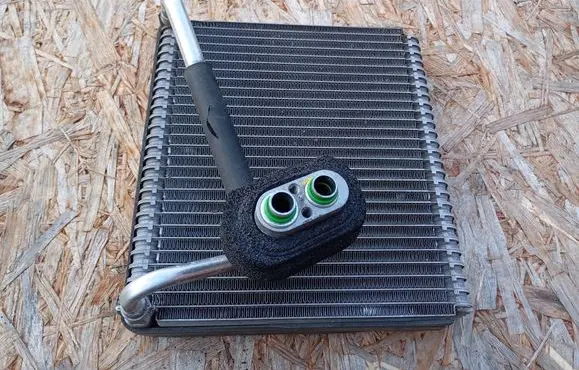 Hyundai i30 A/C cooling radiator (condenser) 