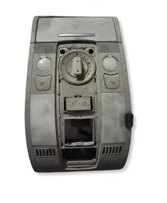 Audi A6 S6 C6 4F Front seat light 4F0910177