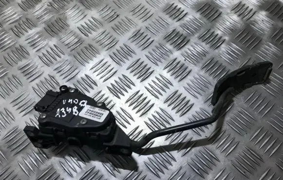 Volvo S40, V40 Accelerator throttle pedal 30865642 m865642