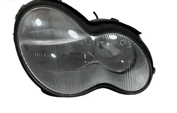 Mercedes-Benz C W203 Headlight/headlamp A2038200861 0301166602