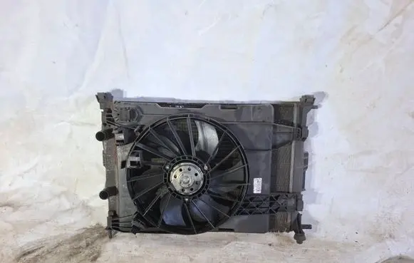 Coolant radiator