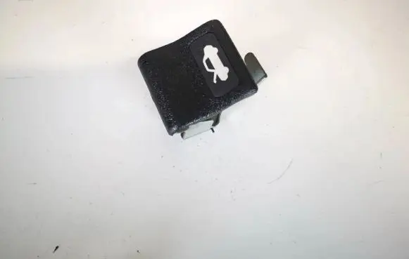 Subaru Legacy Engine bonnet (hood) release handle