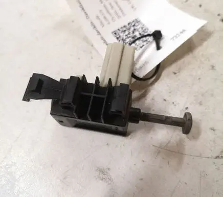 Mazda 6 Brake pedal sensor switch U3NFA