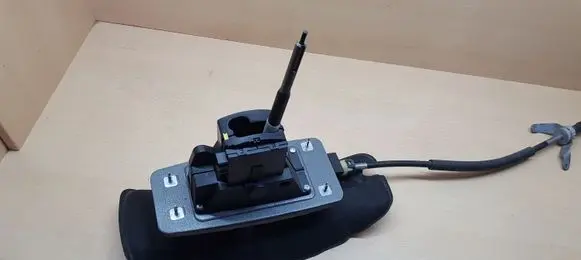 Porsche Macan (95B) Gear shifter/selector 95B713041