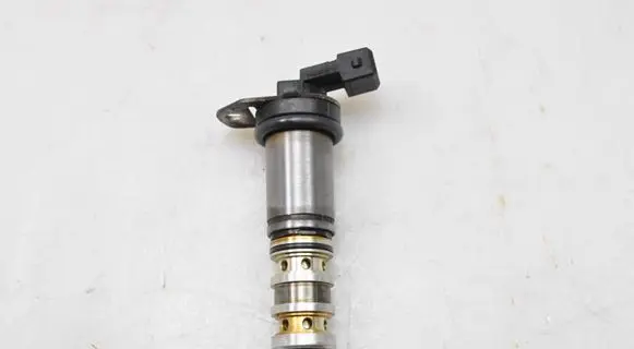 BMW 3 E90 E91 Camshaft 13151279