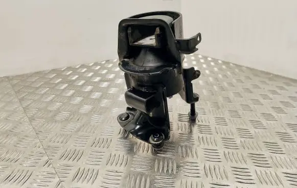 Toyota RAV 4 (XA50) Engine mount bracket LY150475