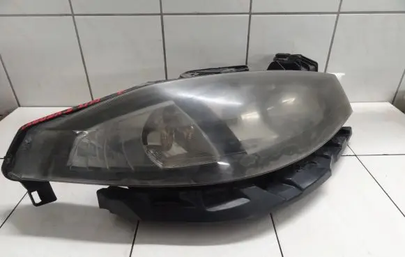 Renault Laguna II Headlight/headlamp 8200481197 89900470