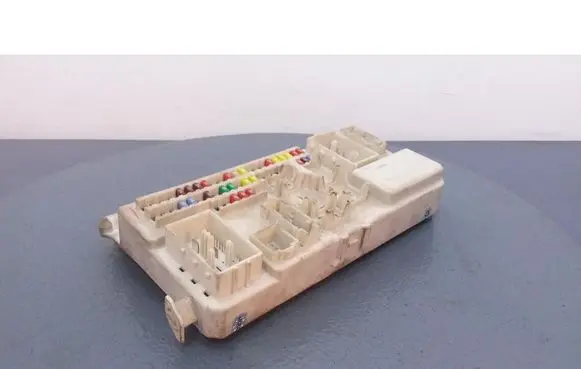 Mazda 3 I Fuse box set 519197016