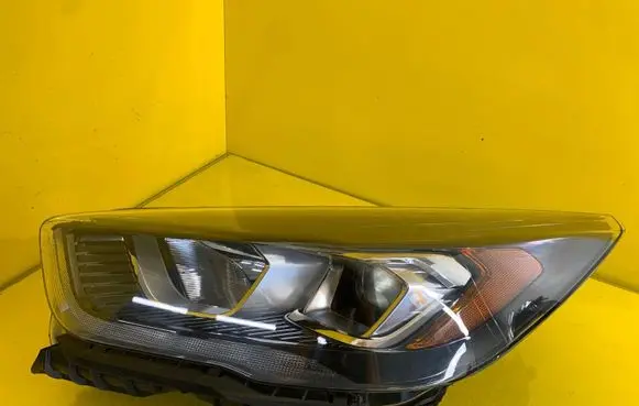 Ford Kuga II Headlight/headlamp GV41-13W030-FC