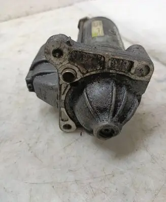 Mitsubishi Carisma Starter motor 30620657 8200064465