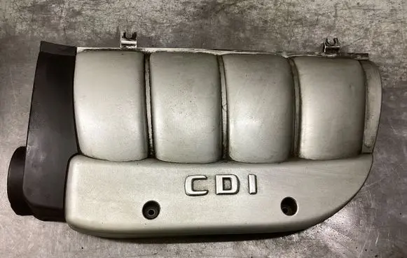 Mercedes-Benz C W203 Engine cover (trim) A6110101167