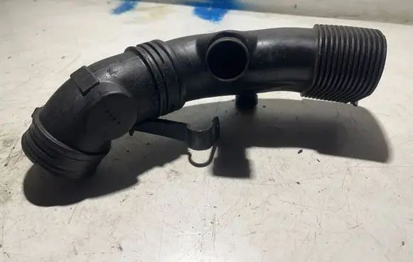 Audi A4 S4 B6 8E 8H Intercooler hose/pipe