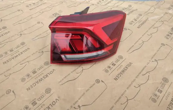 Volkswagen T-Roc Rear/tail lights 2GA945096A RE2891000500