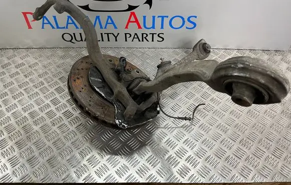 Mercedes-Benz S W221 Front wheel hub spindle knuckle 