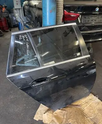 BMW 5 G30 G31 G38 Rear door