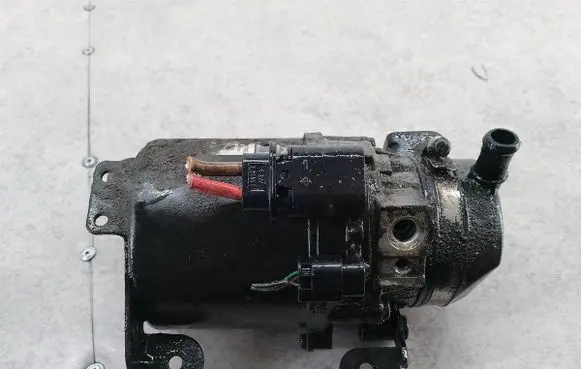 Mini One - Cooper R50 - 53 Power steering pump