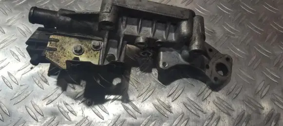 Opel Vectra B Engine mounting bracket
