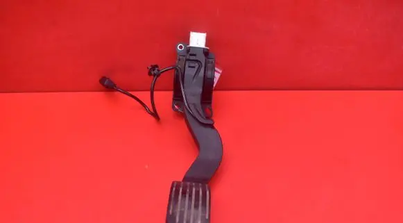Citroen C4 I Picasso Accelerator throttle pedal 9650889180