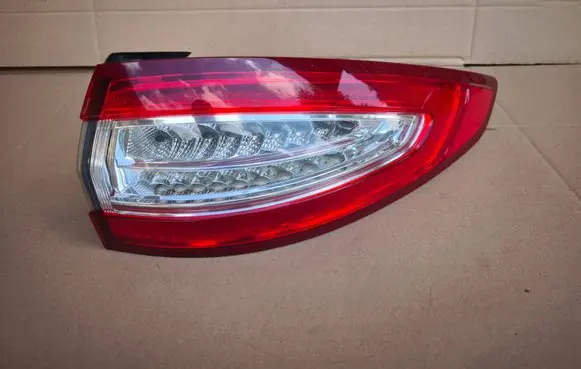 Ford Mondeo MK V Rear/tail lights DS7313404FH DS73-13404-FH