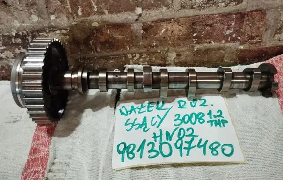 Peugeot 3008 I Camshaft 