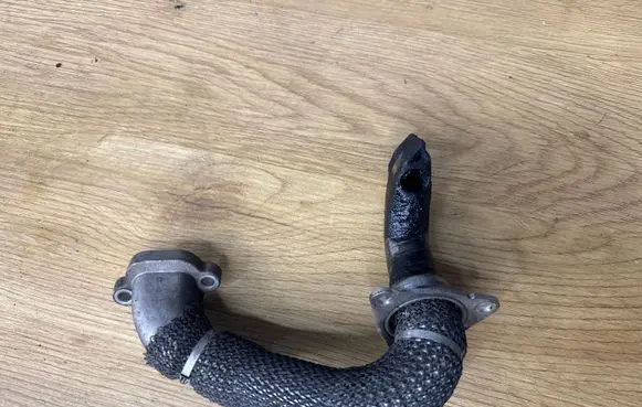 Opel Insignia A EGR valve line/pipe/hose 
