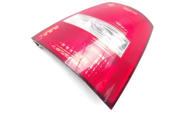KIA Sorento Rear/tail lights 924-3E5