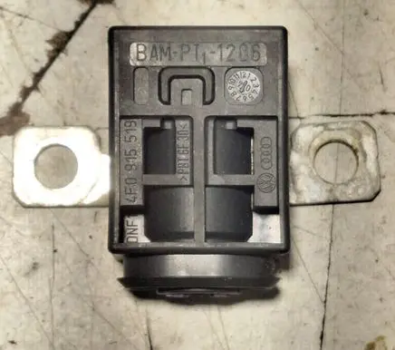 Audi A6 S6 C6 4F Battery relay fuse 4F0915519