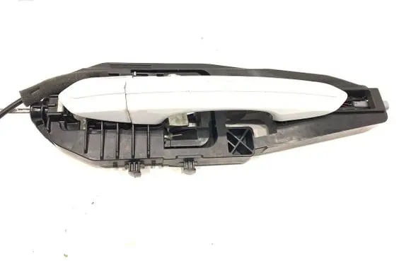 Rear door exterior handle