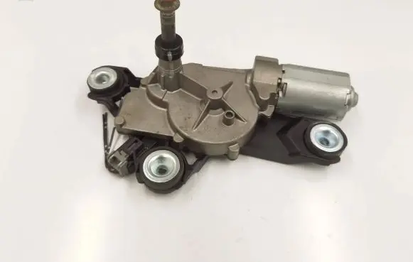 Mazda 3 I Rear window wiper motor F00S2B2160 BP4K-67450