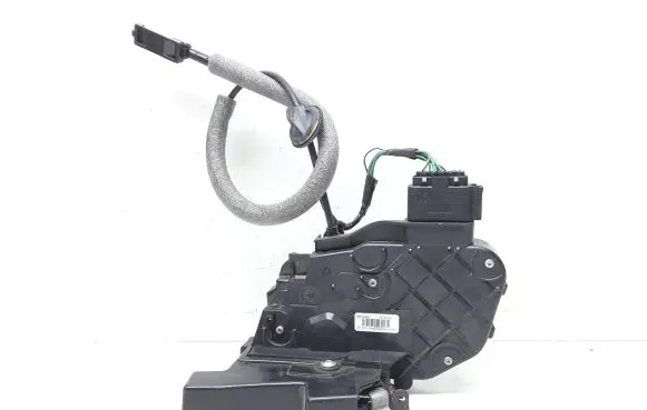 Volvo XC60 Front door lock 30799301