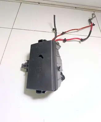 Volkswagen Golf VII Fuse box set 5Q0907361A 63512385 63512388