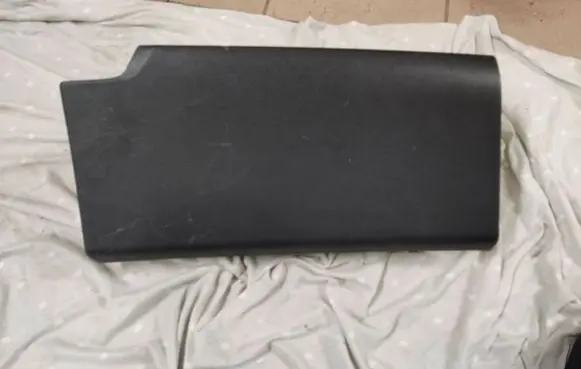 KIA Niro Glove box 8451005010